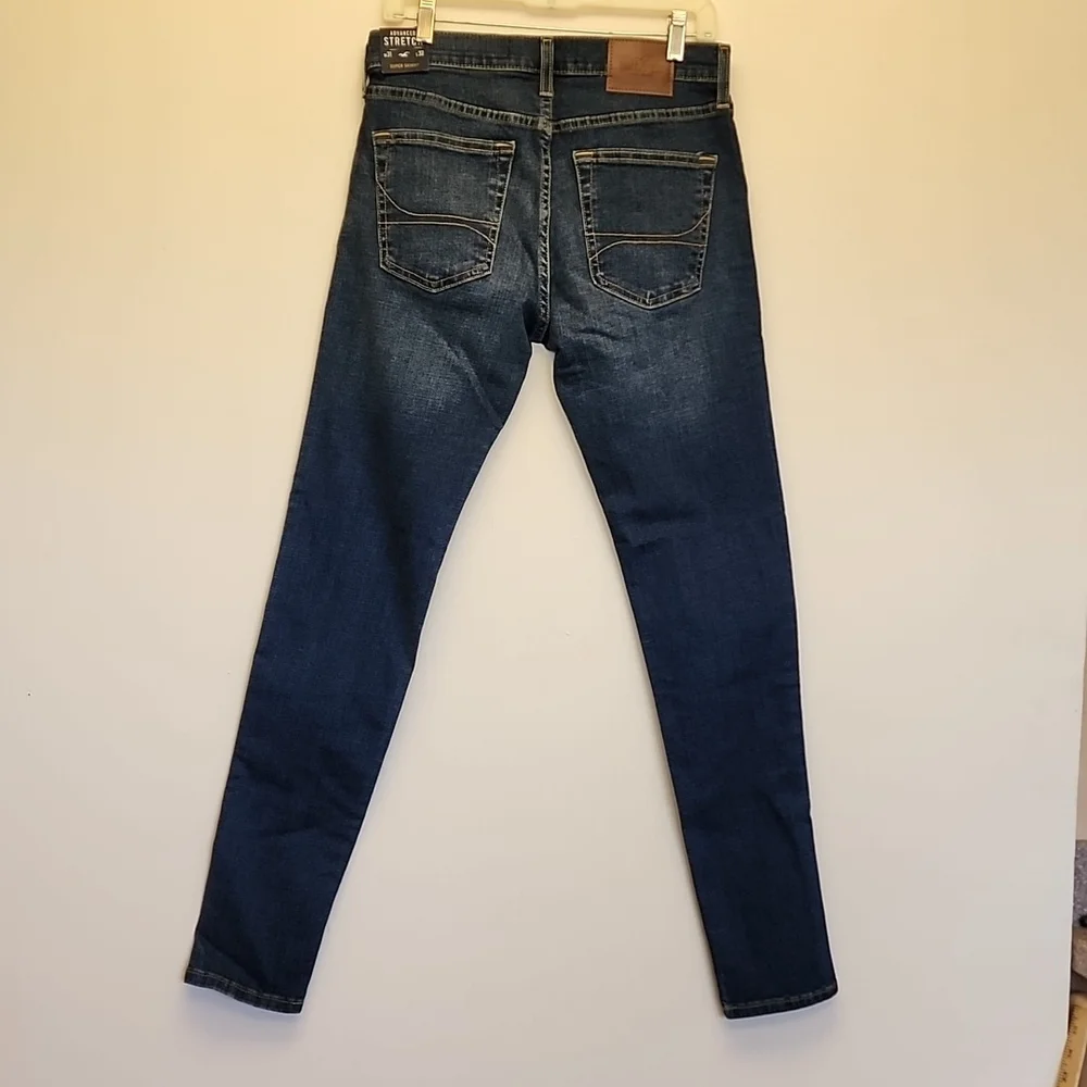 NWT, Hollister California Men's Jeans. - Picture 11 of 14